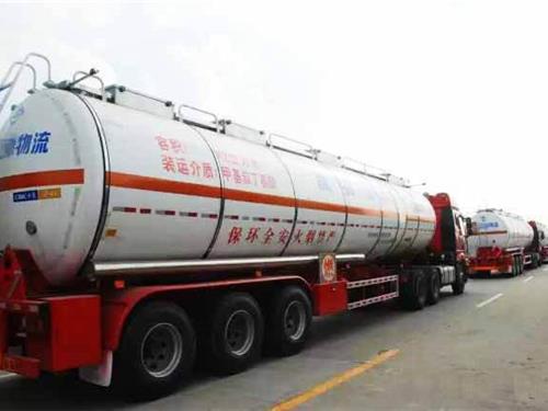 危险品运输车